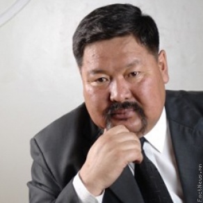 Ү.Хүрэлбаатар “Миний дуу-Миний аз жаргал” тоглолтоо хийнэ